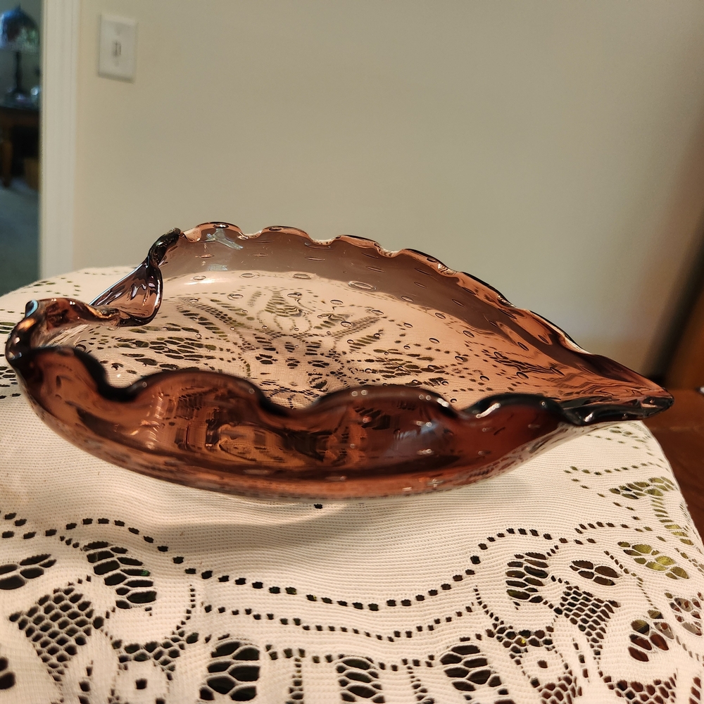 Amethyst Hand Blown Art Glass Bullicante Controlled Bubble Heart Shaped Dish - Picture 2 of 15